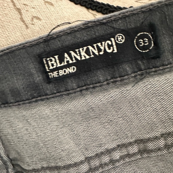 Blank NYC Gracen Mid Rise Distressed Frayed Hem Skinny Jean - Picture 3 of 6